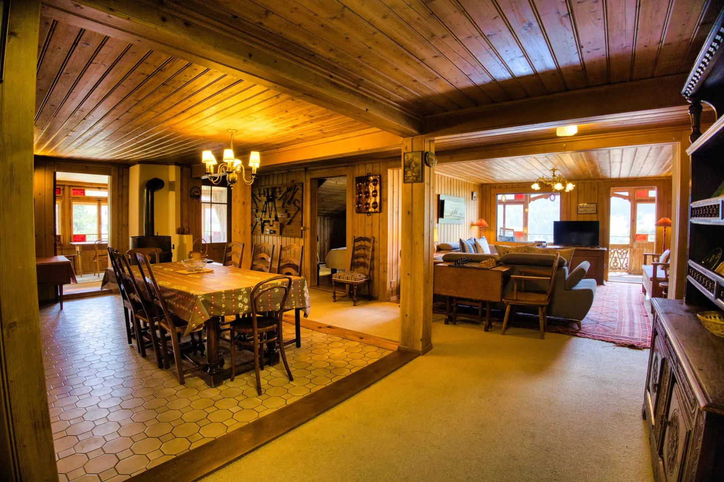 Große Familienwohnung mit atemberaubendem Blick im Zentrum von Château-d'Oex - Foto 6 von 13