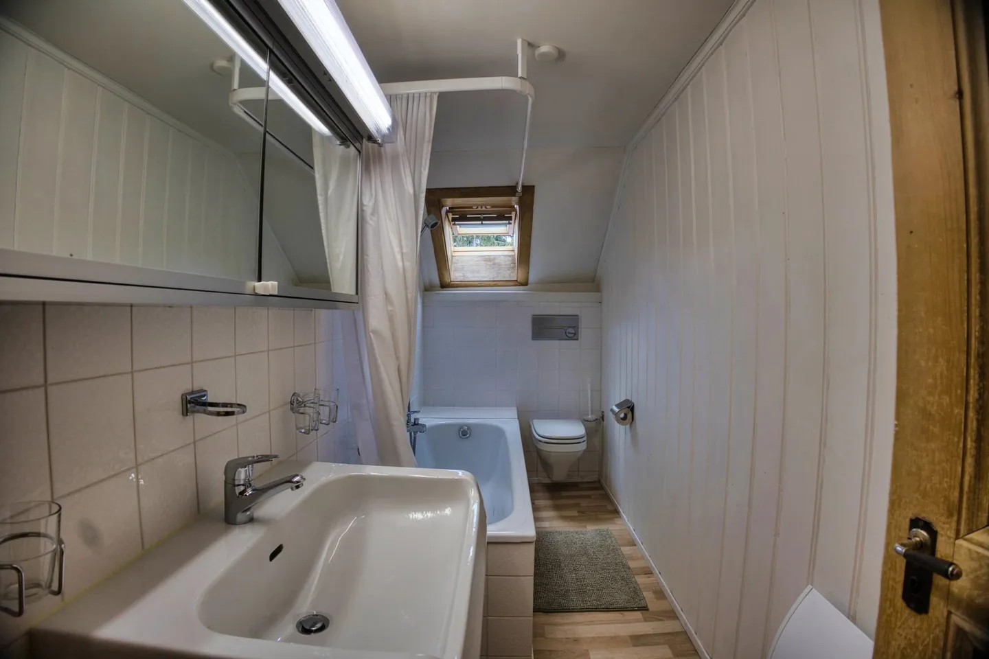 Große Familienwohnung mit atemberaubendem Blick im Zentrum von Château-d'Oex - Foto 13 von 13