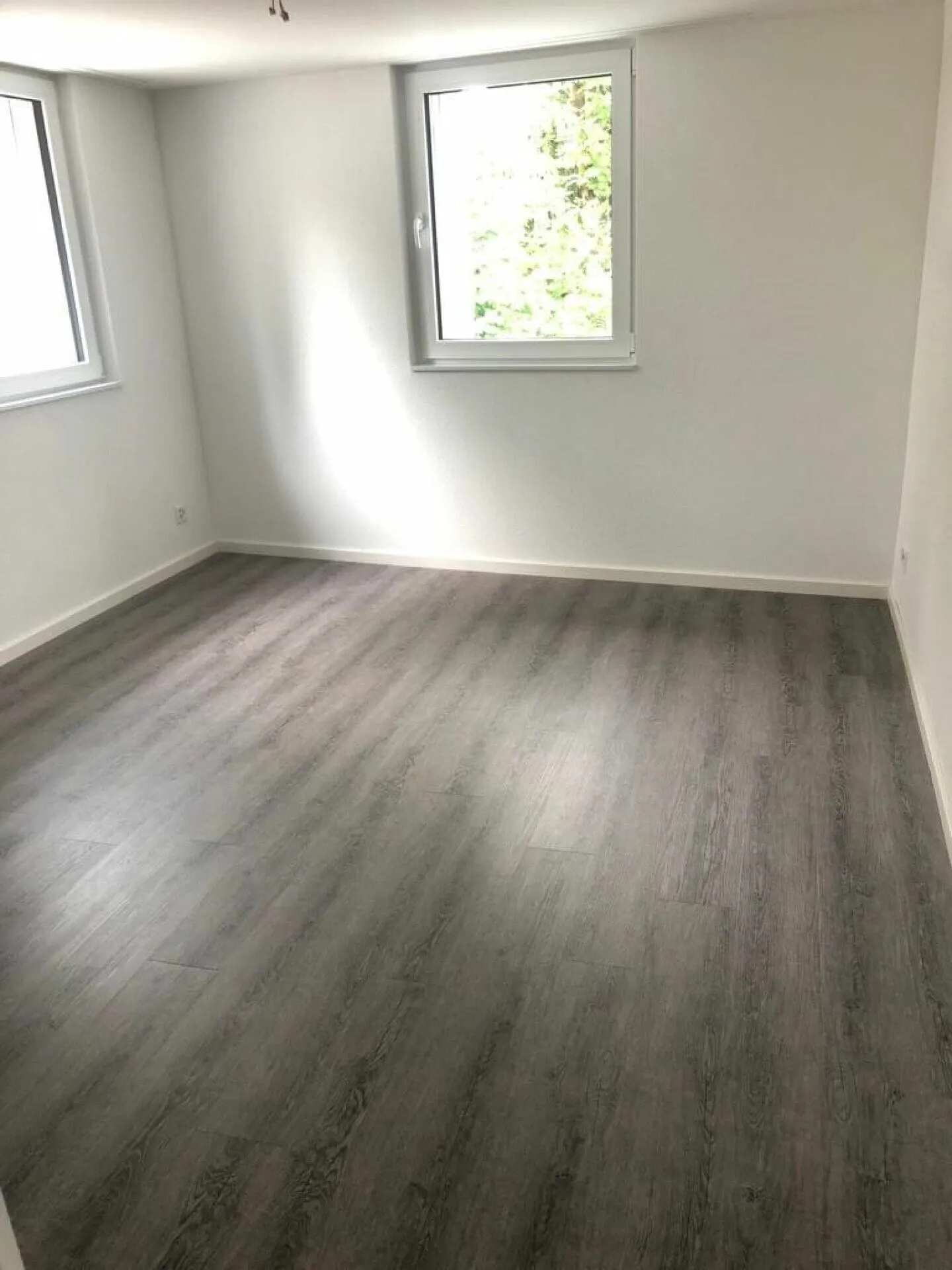 Appartement moderne de 4,5 pièces avec grande terrasse à Goldach à louer - Photo 2 sur 12