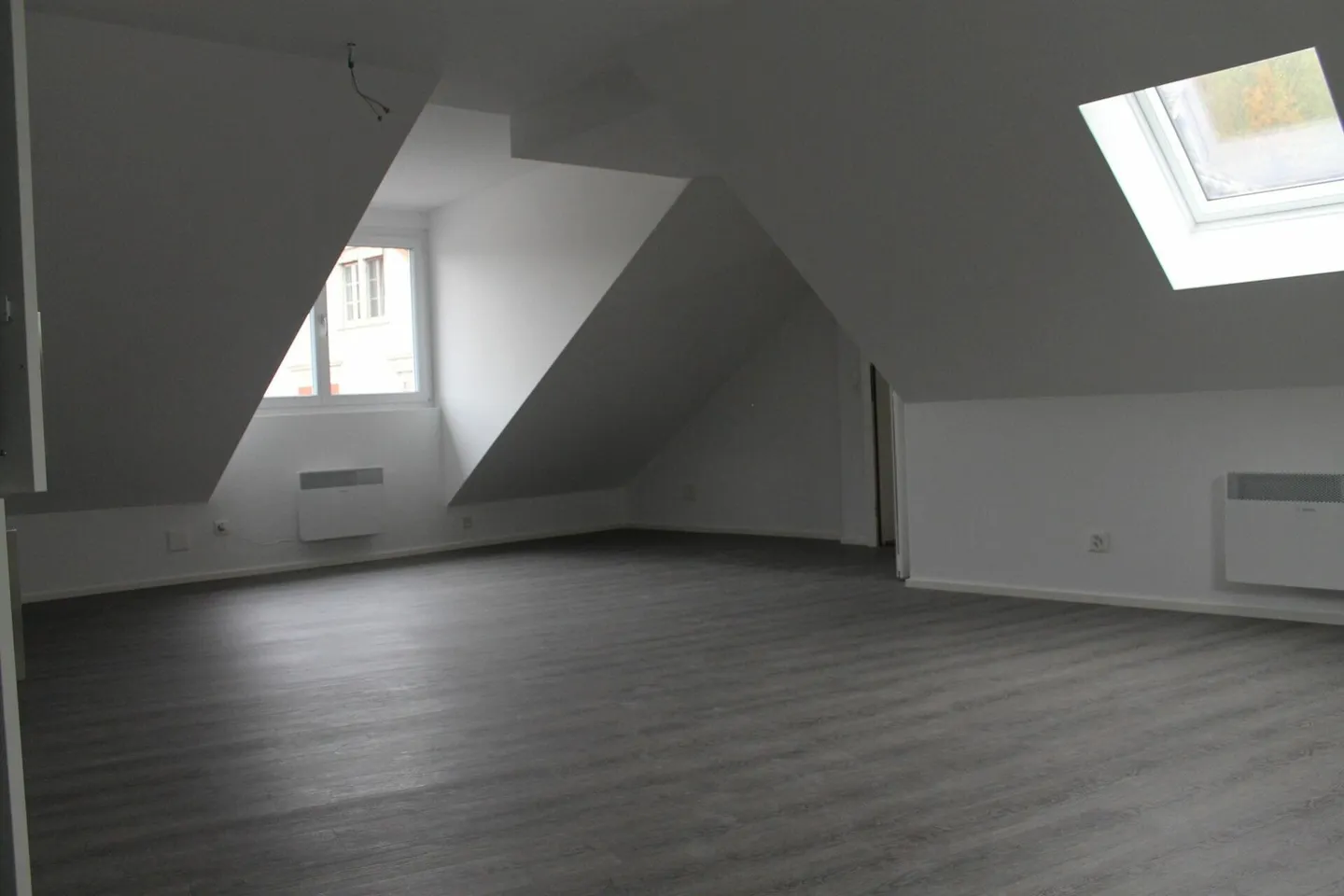 2.5-room attic apartment, renovated 2022, for rent in Herisau - Photo 3 of 8