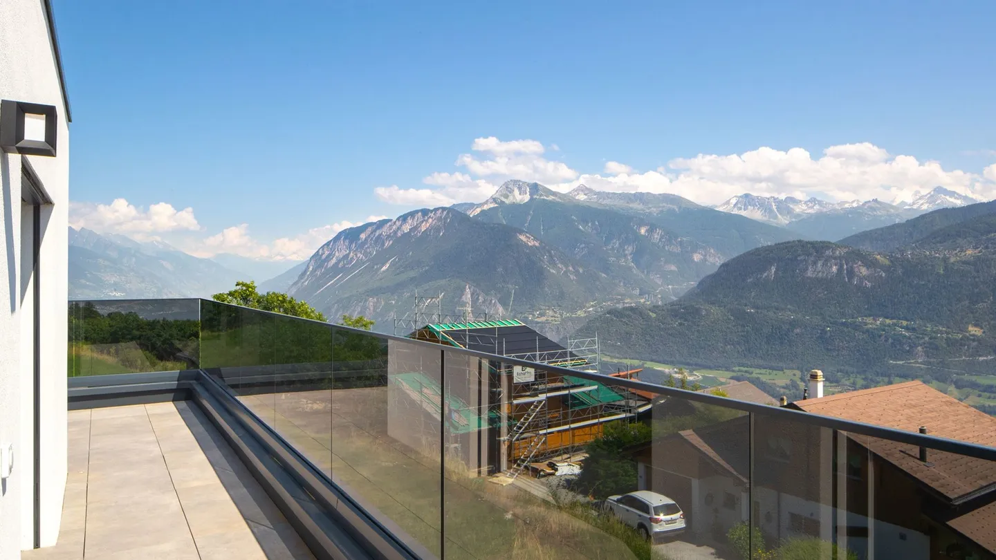 A pochi minuti da Crans-Montana. Chermignon. Villa contemporanea di 5,5 locali con vista sulle Alpi - Foto 11 di 12