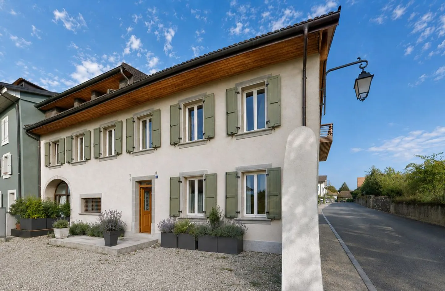 Etoy - Bel appartement de 2,5 pièces de 65 m2 avec vue sur les vignes  - Photo 1 sur 9
