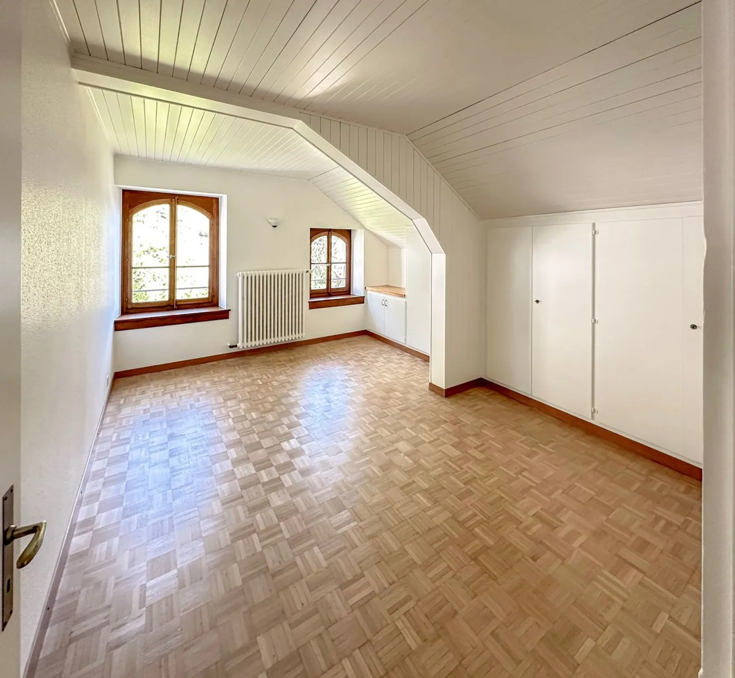 Duplex de 4,5 pièces avec 3 chambres et vue sur le lac  - Foto 5 di 9