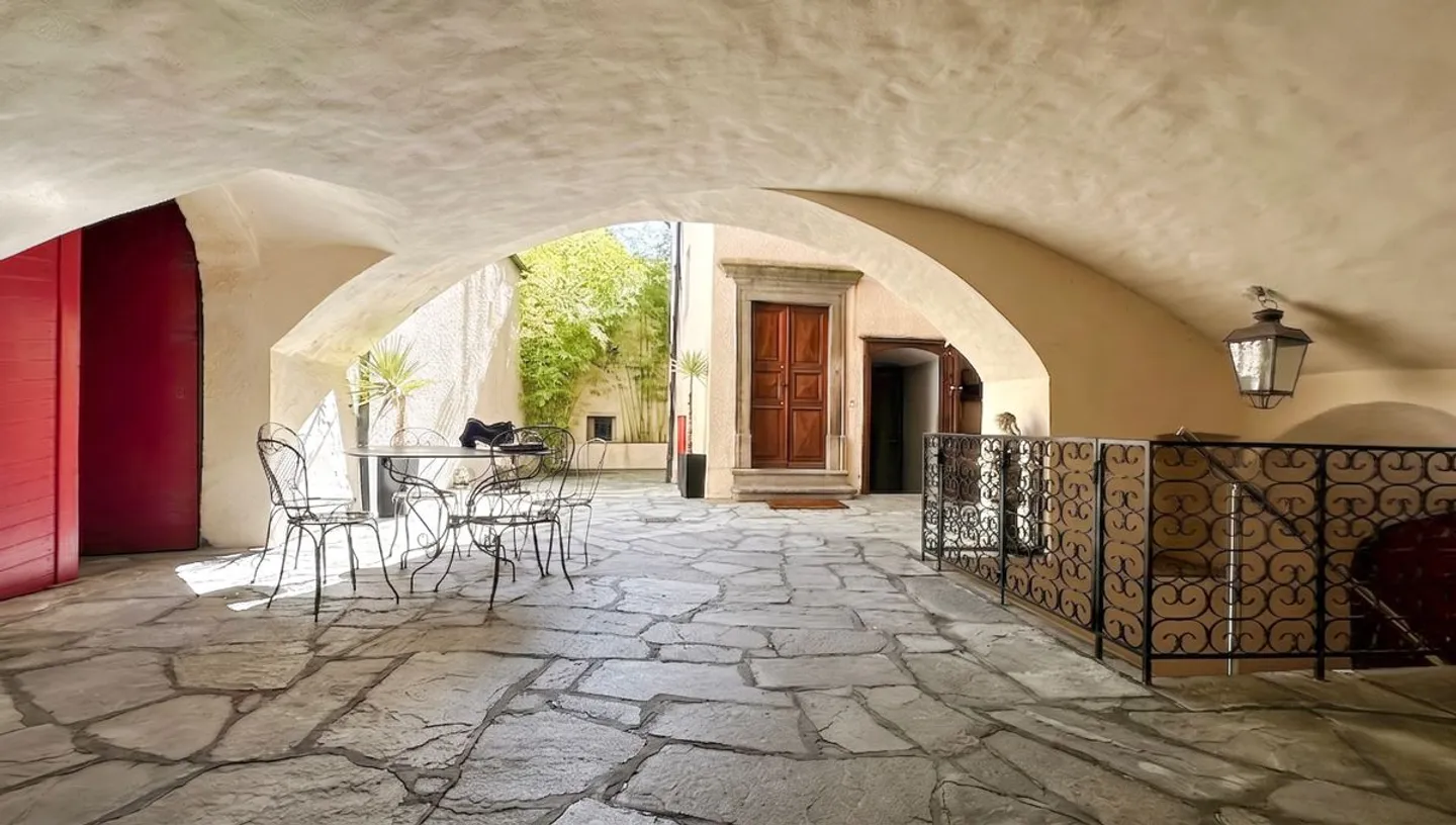 Duplex de 4,5 pièces avec 3 chambres et vue sur le lac  - Foto 1 di 9