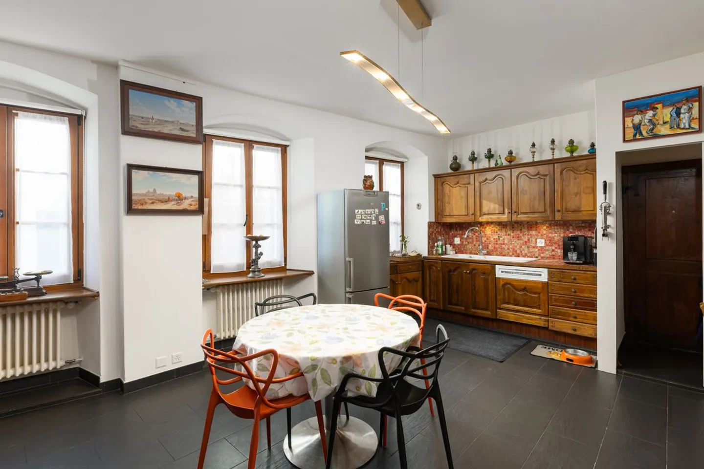 Appartement Charmant avec Vue sur le Lac - Photo 5 sur 13