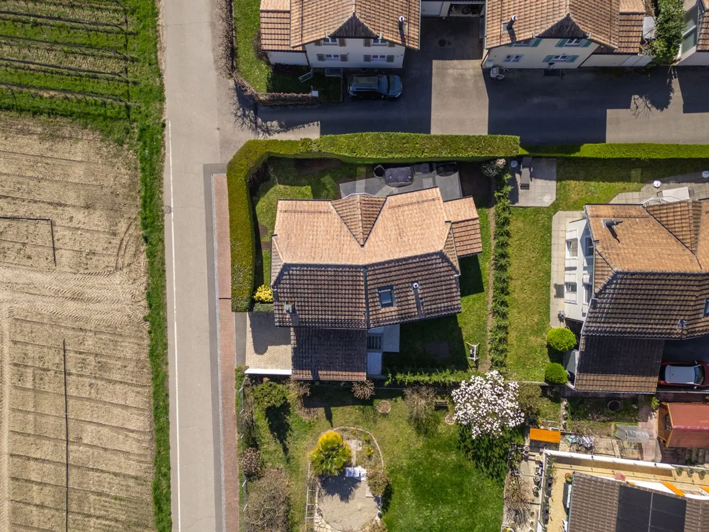 Magnificent family villa in the heart of the Côte - Photo 3 of 13