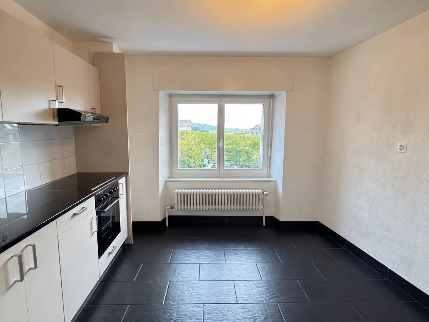 Etoy - Bel appartement de 2,5 pièces de 65 m2 avec vue sur les vignes  - Photo 3 sur 9