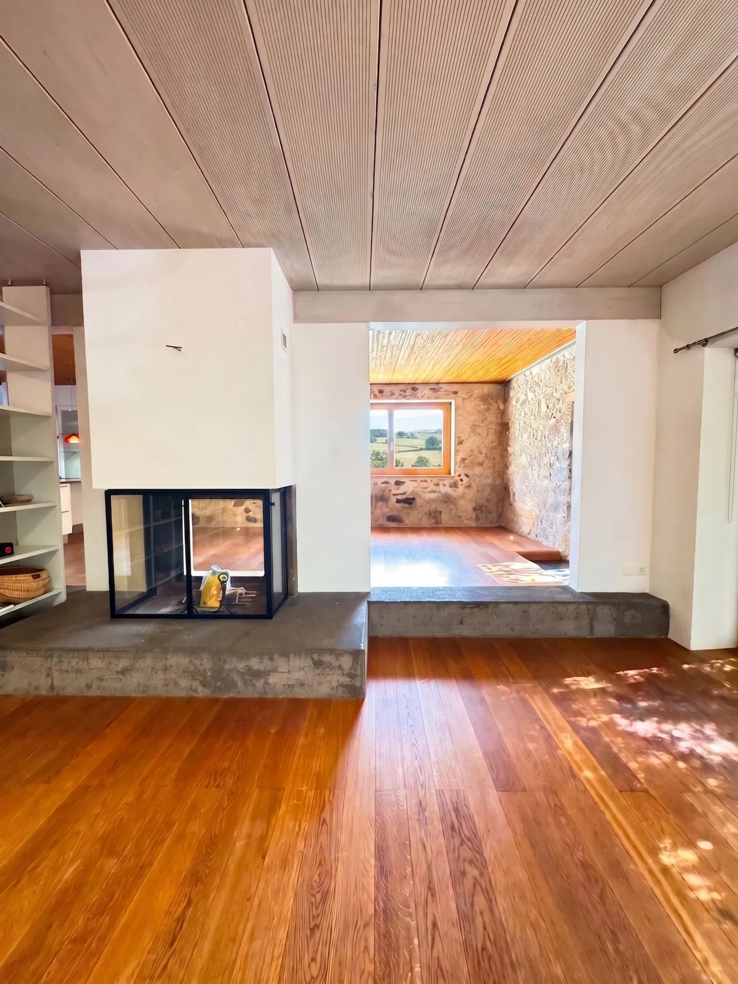 Magnificent apartment/village house with large garden - Photo 3 of 11