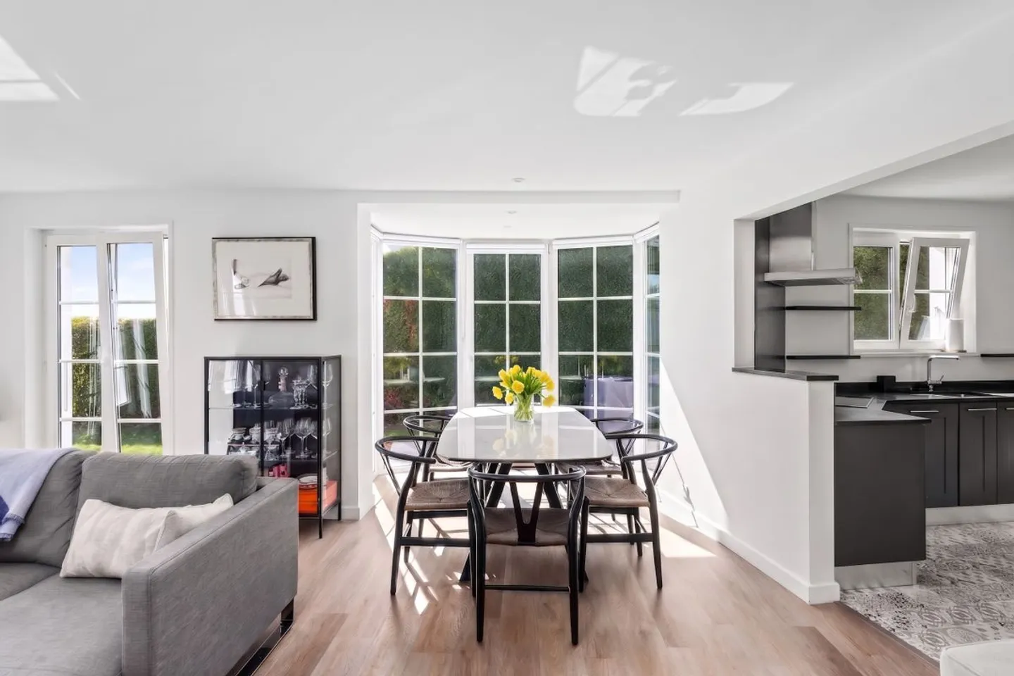 Confort et élégance pour cette maison individuelle entre Rolle et Nyon  - Photo 7 sur 13