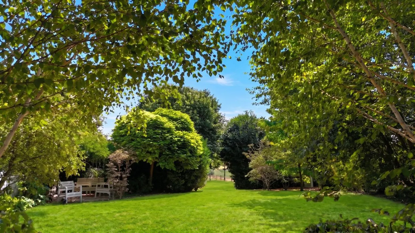 Magnificent apartment/village house with large garden - Photo 11 of 11