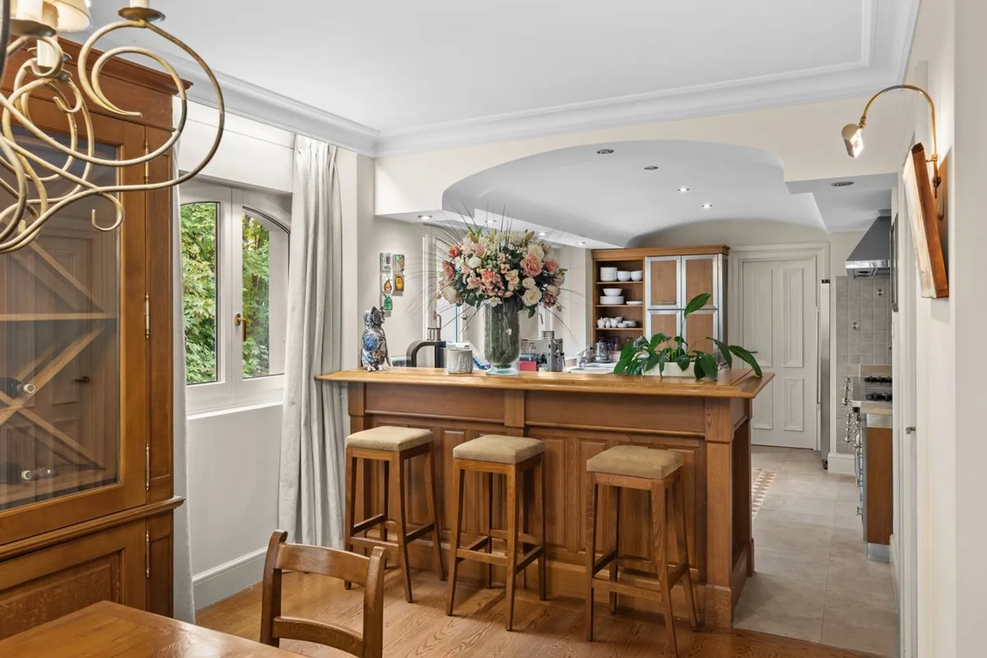 Intimacy and refinement for this exceptional apartment in the heart of Champel - Photo 10 of 13