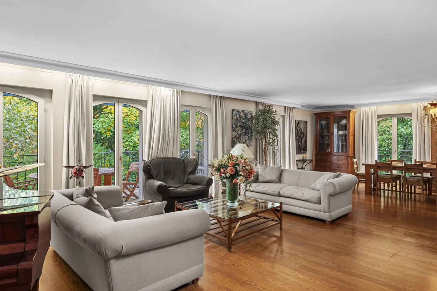 Intimacy and refinement for this exceptional apartment in the heart of Champel - Photo 13 of 13