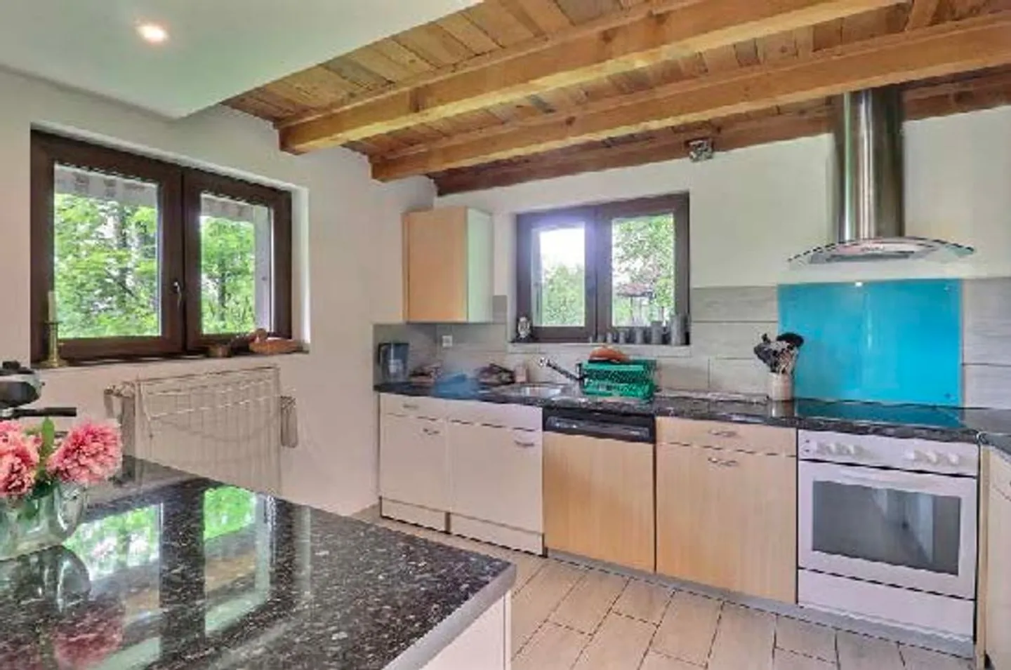 6.5 Room Chalet in Villars-sur-Ollon - Photo 2 of 13