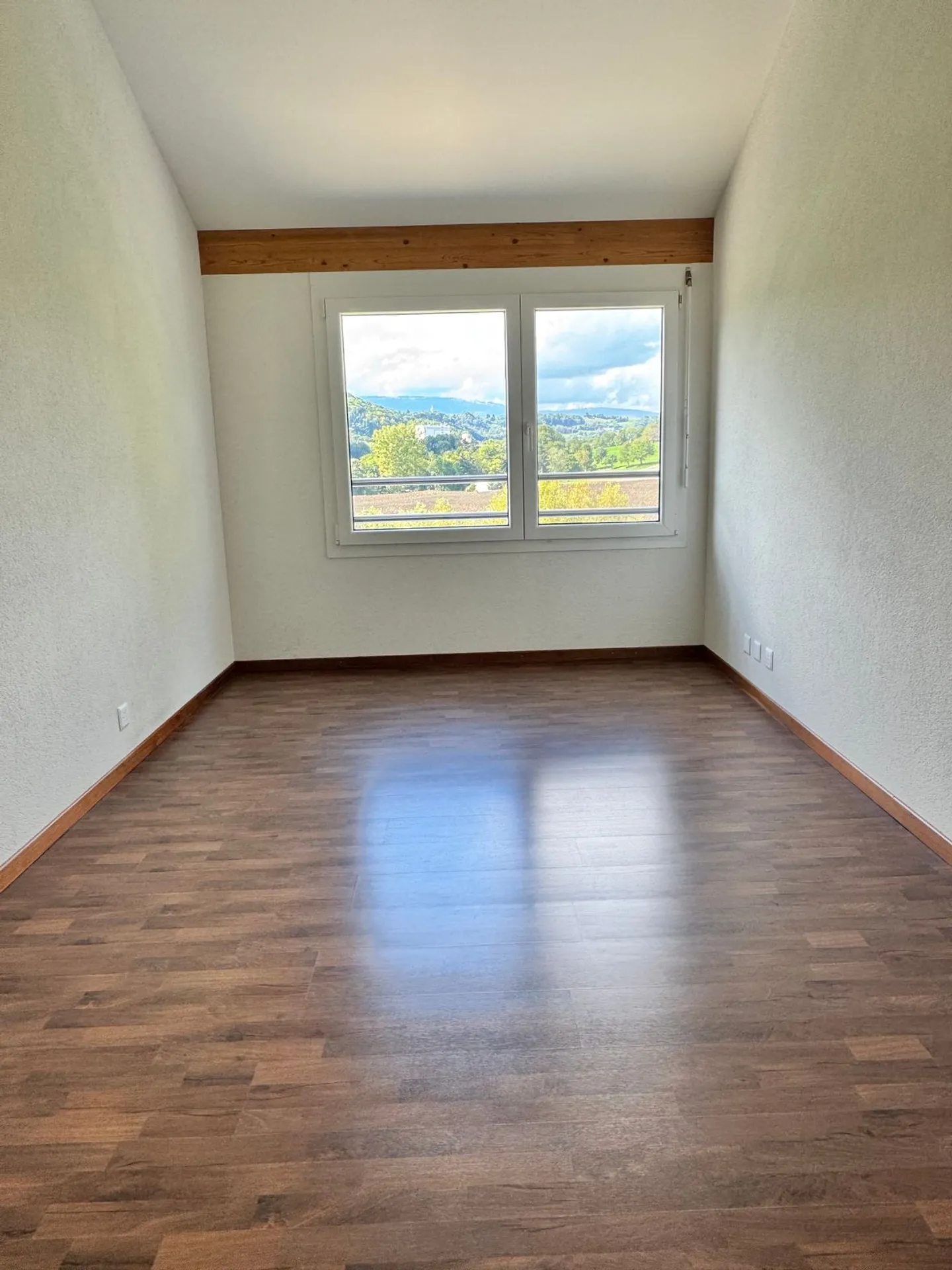 Magnifico duplex di 4,5 locali con 3 camere da letto - Foto 6 di 10
