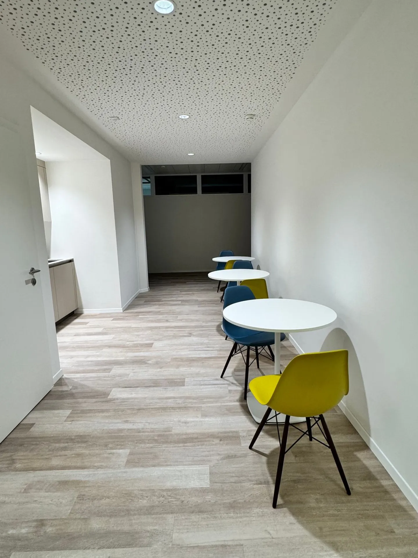 Your industrial workshops or storage - 40 to 120 m2 in co-working mode - Photo 5 of 8