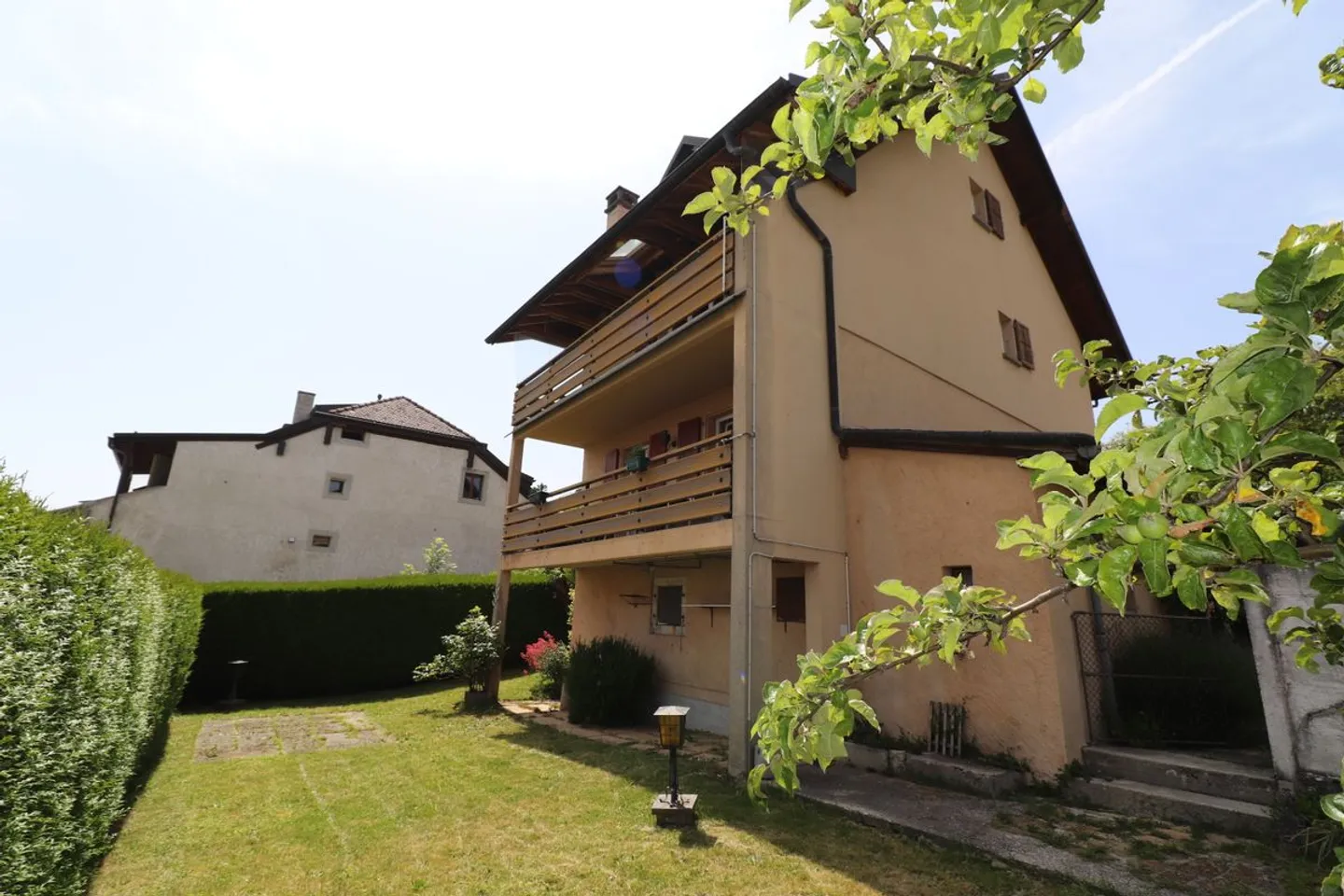 Arzier Dorf, Einfamilienhaus mit 2 Wohnungen - Foto 7 von 9