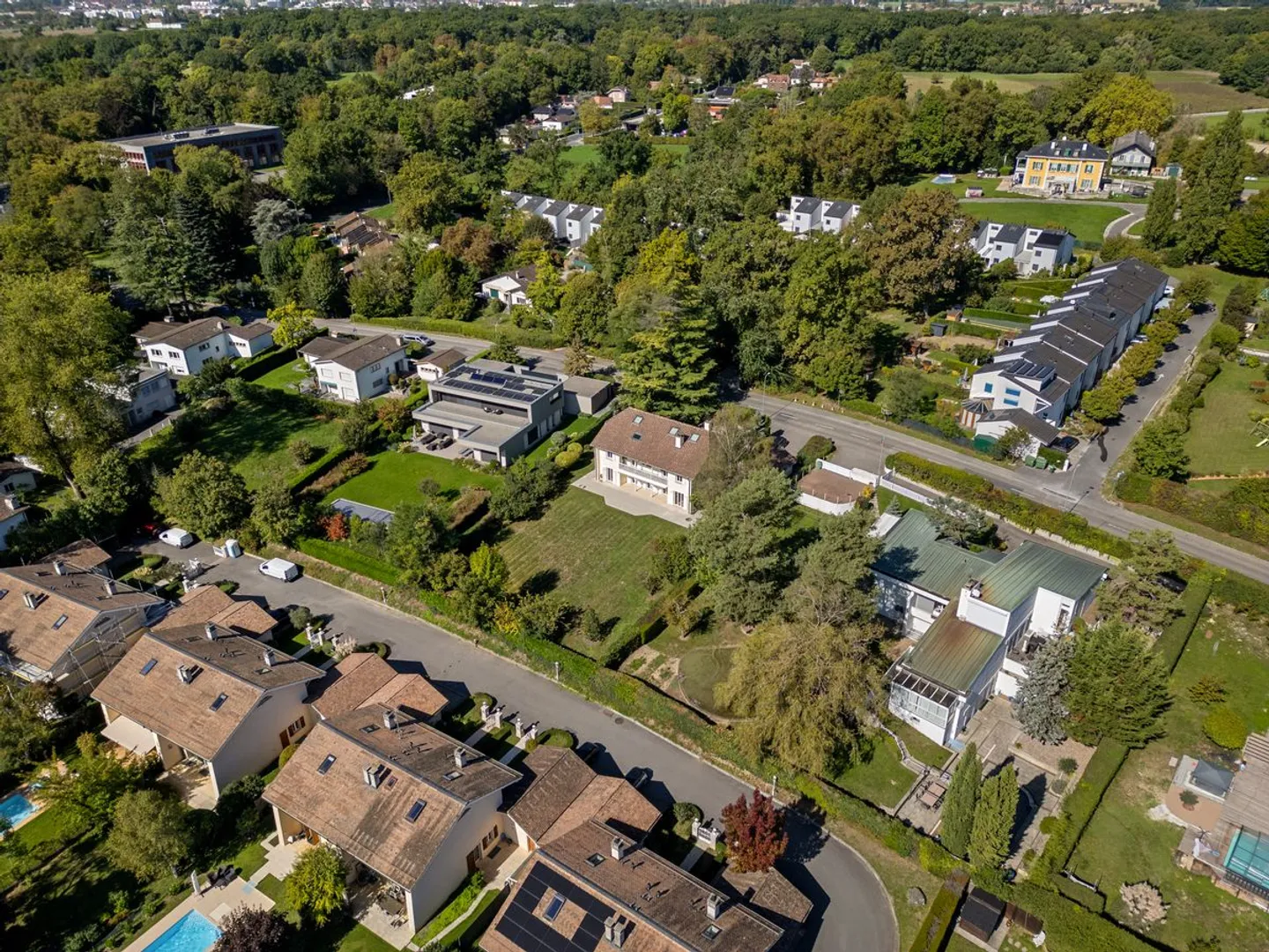Spazio ed eleganza per questa proprietà di 12 stanze alle porte di Ginevra - Foto 13 di 13