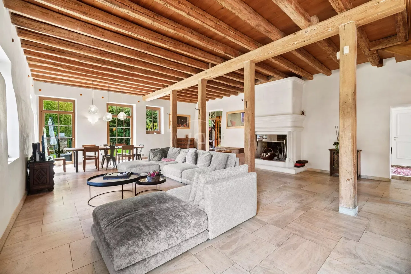 Renovated Farmhouse in Genthod - Photo 4 of 13