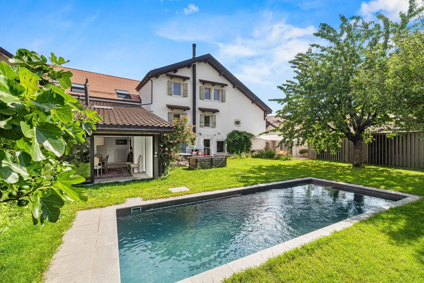 Character house with pool, Genolier - Photo 1 of 13