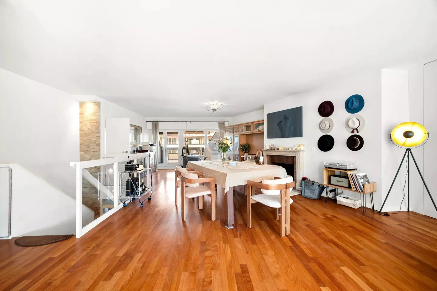 Duplex penthouse in the heart of Champel - Photo 6 of 13