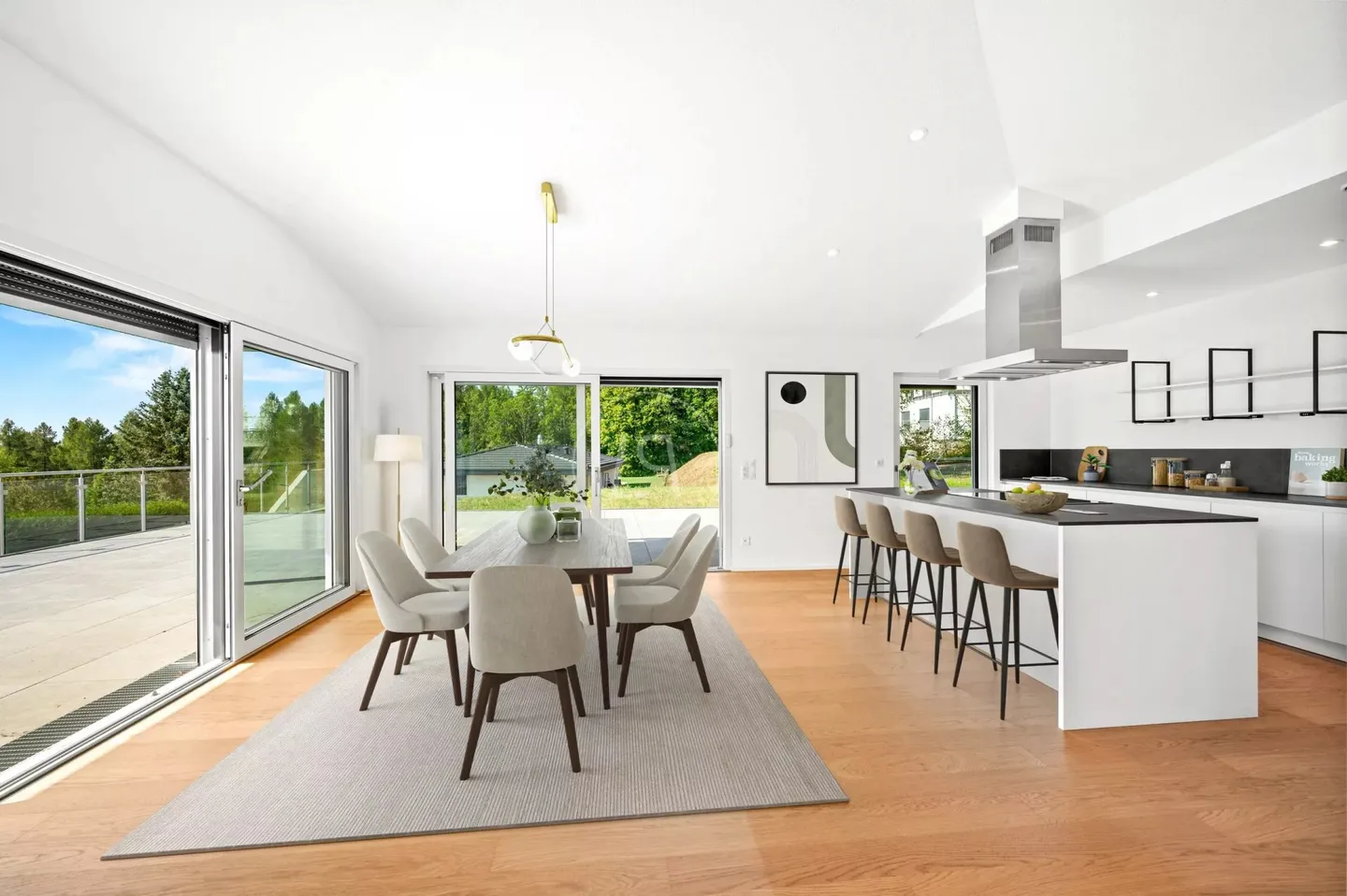 Contemporary villa with 180° lake view - Photo 5 of 13
