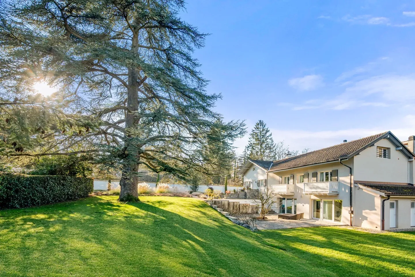 Family home in Versoix - Photo 1 of 13