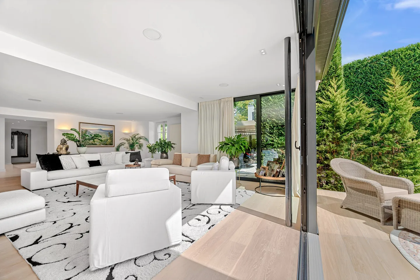 Elegante residenza di carattere in un ambiente verde – Bellevue, Riva Destra - Foto 6 di 13