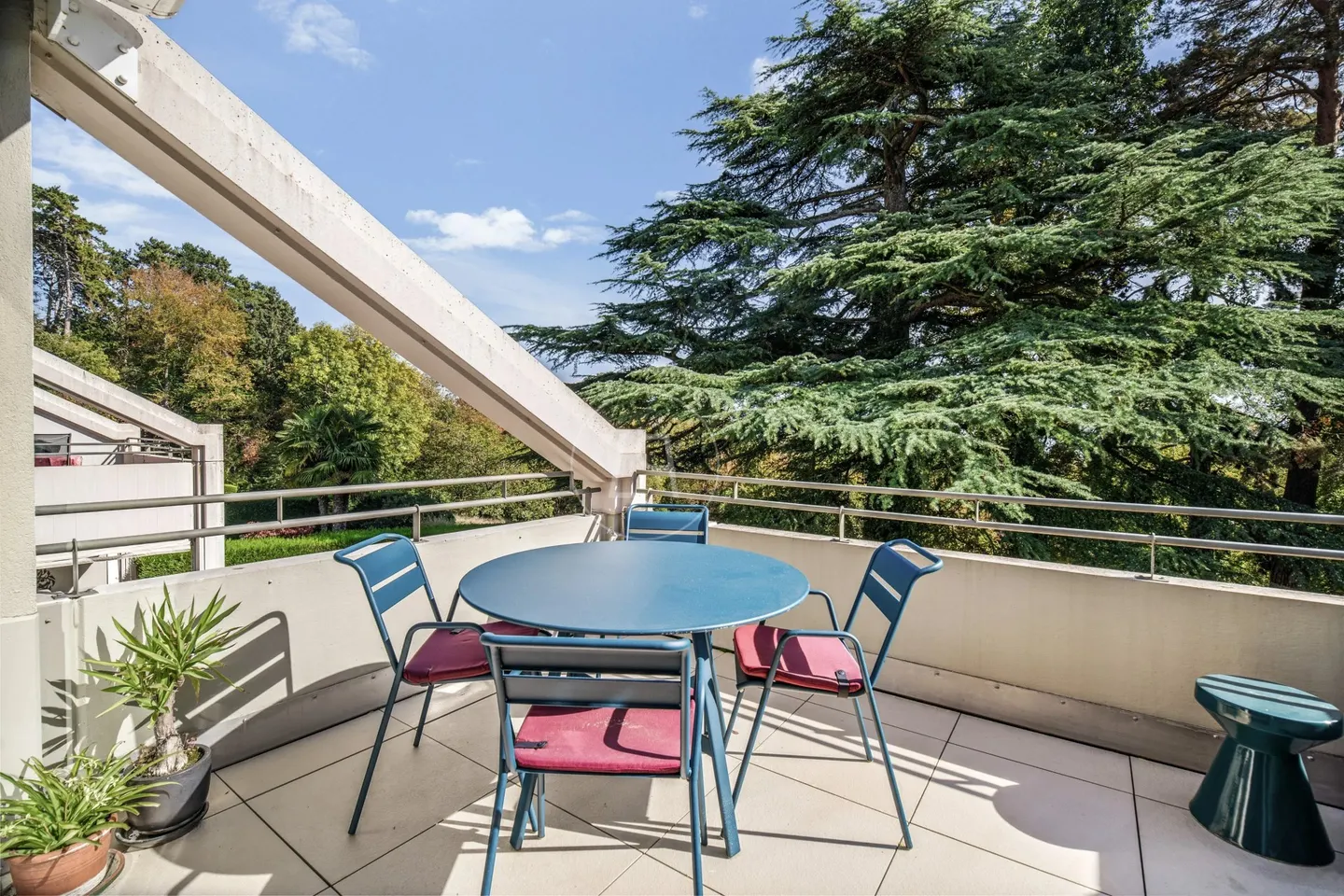 Superbe appartement de 5.5 pièces entièrement rénové au calme, Prangins - Foto 5 di 13