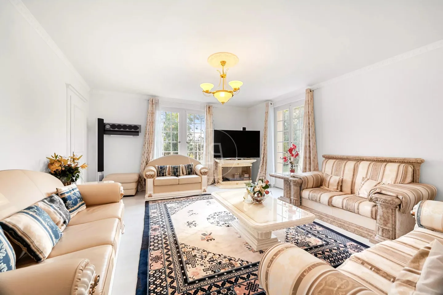 Charming villa in Geneva countryside - Photo 8 of 13