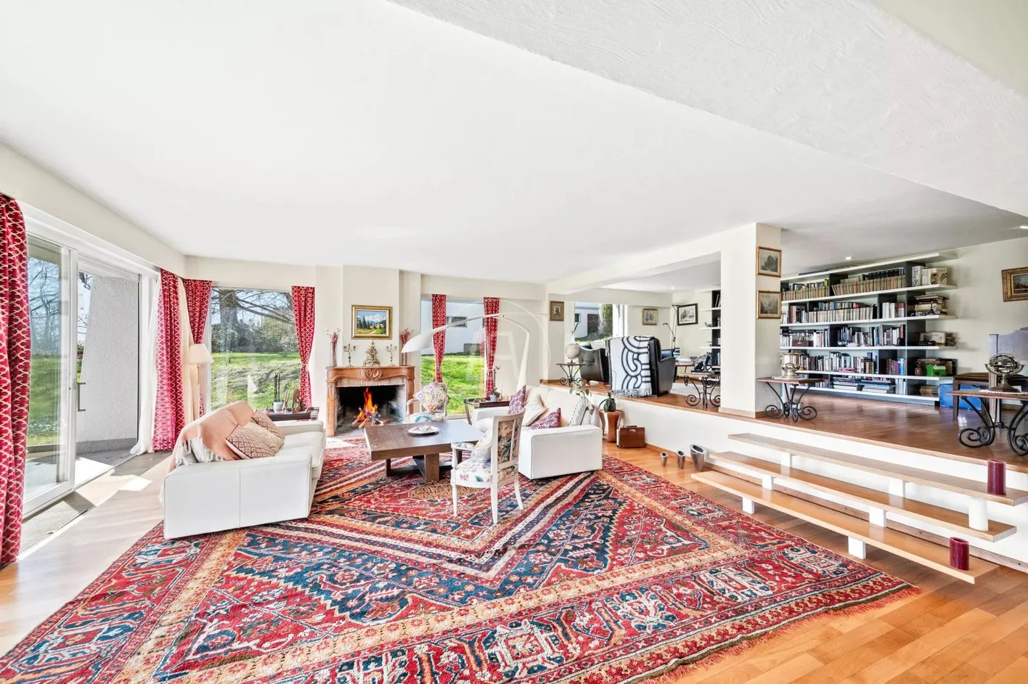 Beautiful family property with tennis and lake view, close to Morges - Photo 4 sur 13