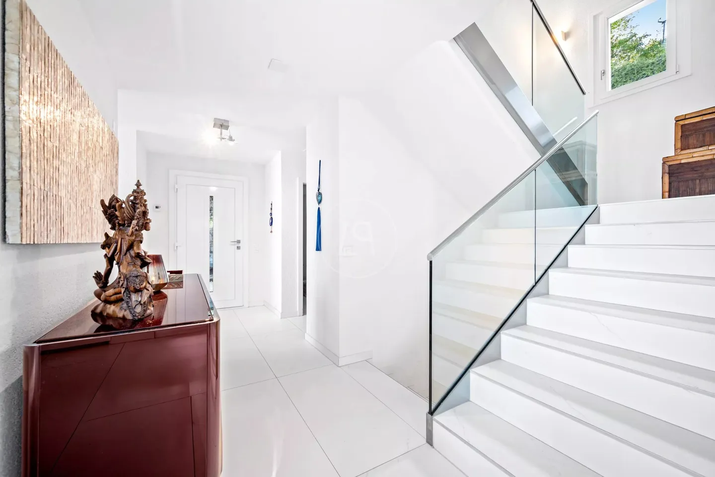 Modern Property with Panoramic Views in Grandvaux - Foto 12 von 13