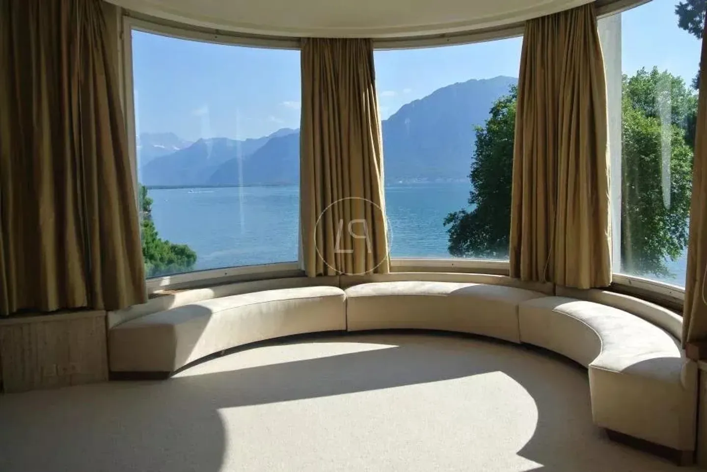 Proprietà eccezionale di fronte al lago vicino a Montreux - Foto 9 di 13