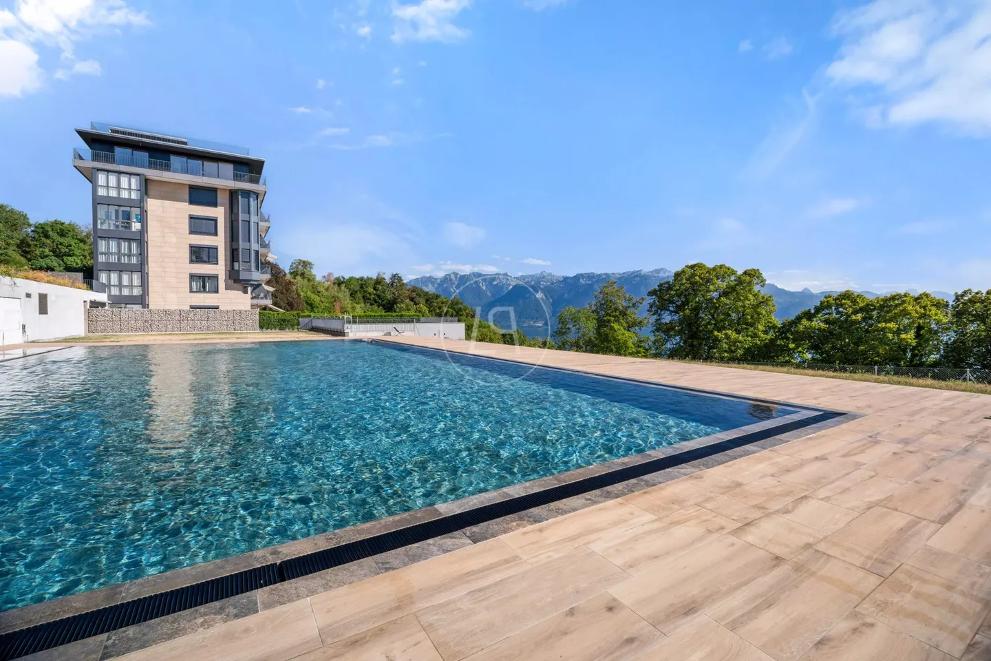 Elegante appartamento di 4,5 locali con vista panoramica sul lago di Ginevra a Puidoux - Foto 1 di 13