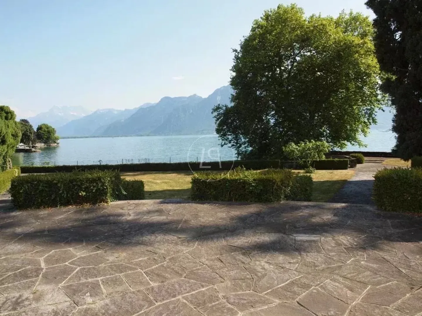 Proprietà eccezionale di fronte al lago vicino a Montreux - Foto 8 di 13