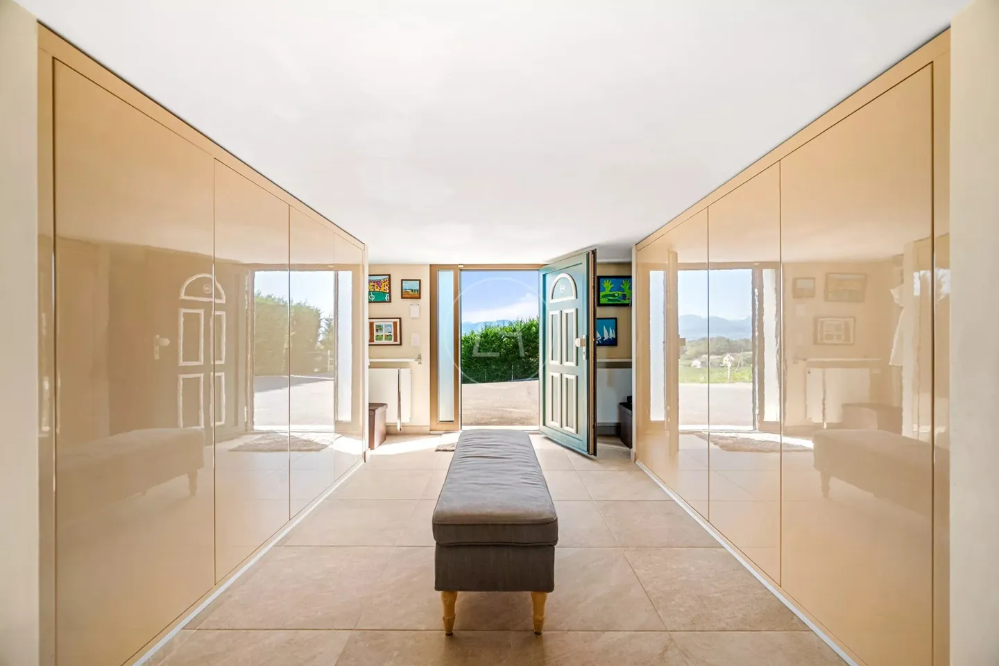 Charming property with panoramic view in Allaman - Photo 6 of 13