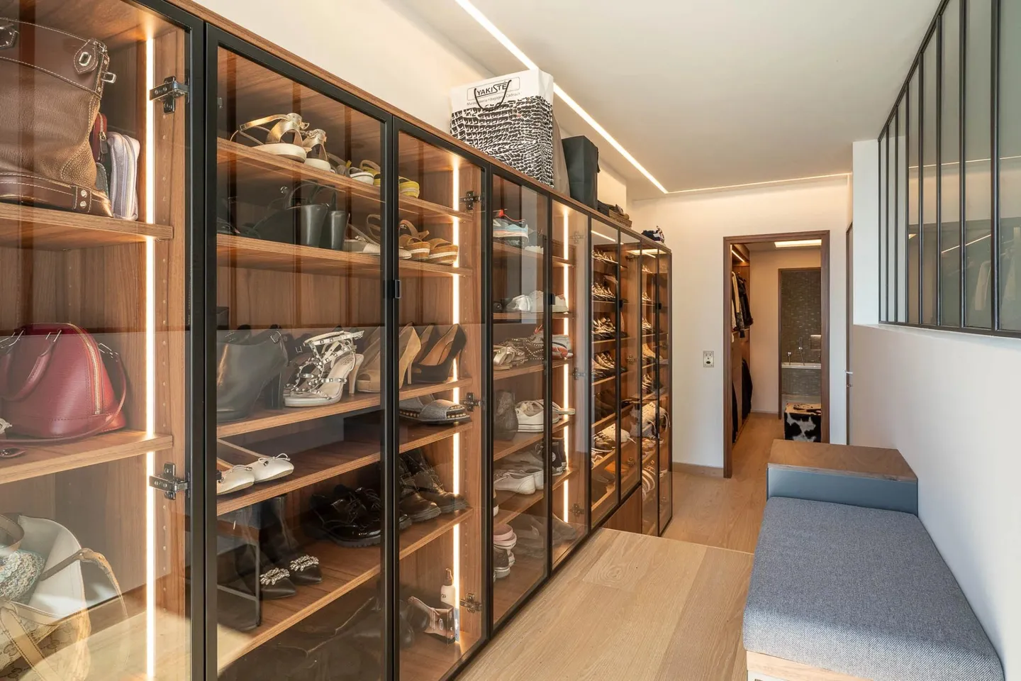 Superb contemporary townhouse located in Lausanne - Photo 13 of 13