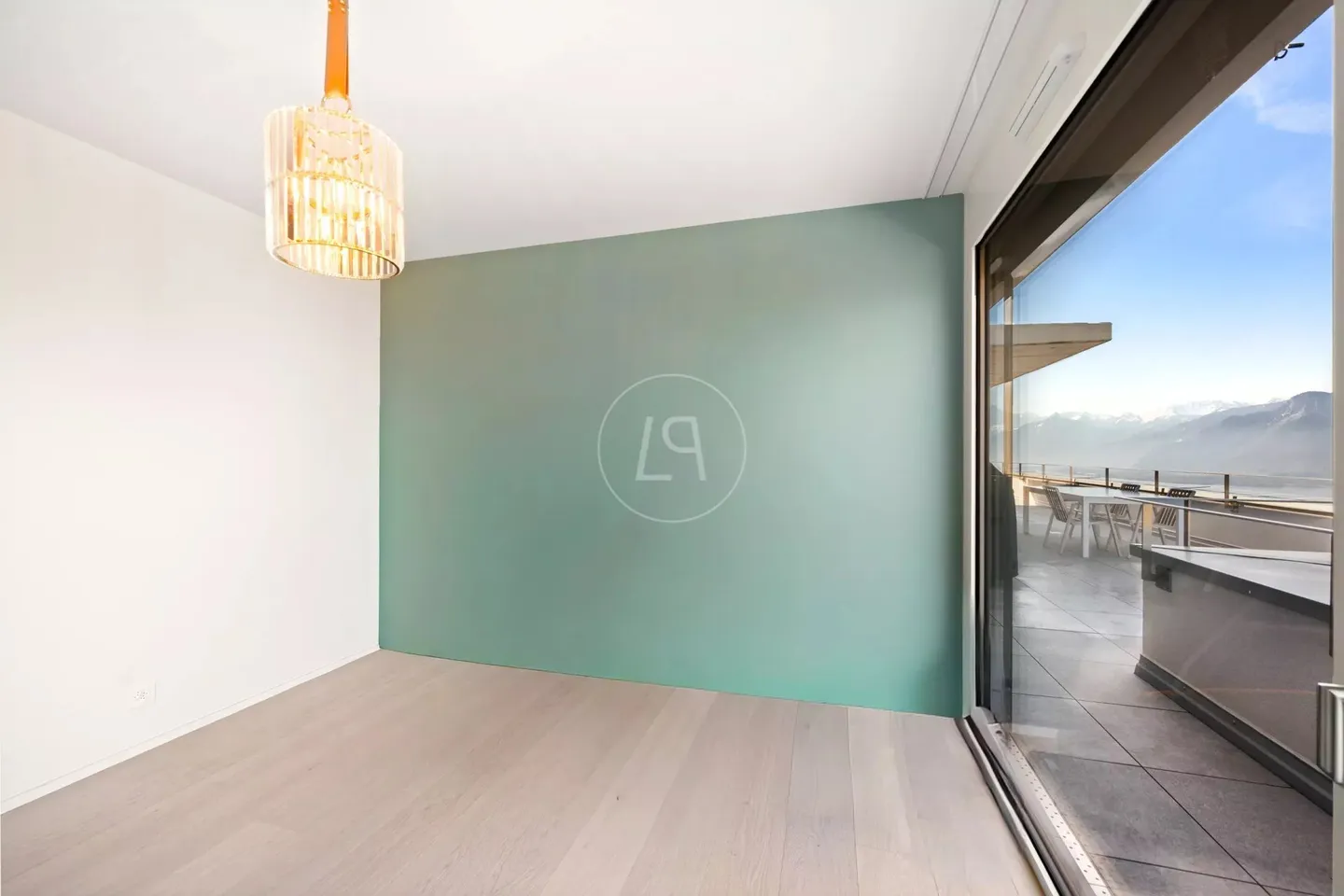 Stunning modern attic with panoramic view near Montreux - Photo 13 of 13