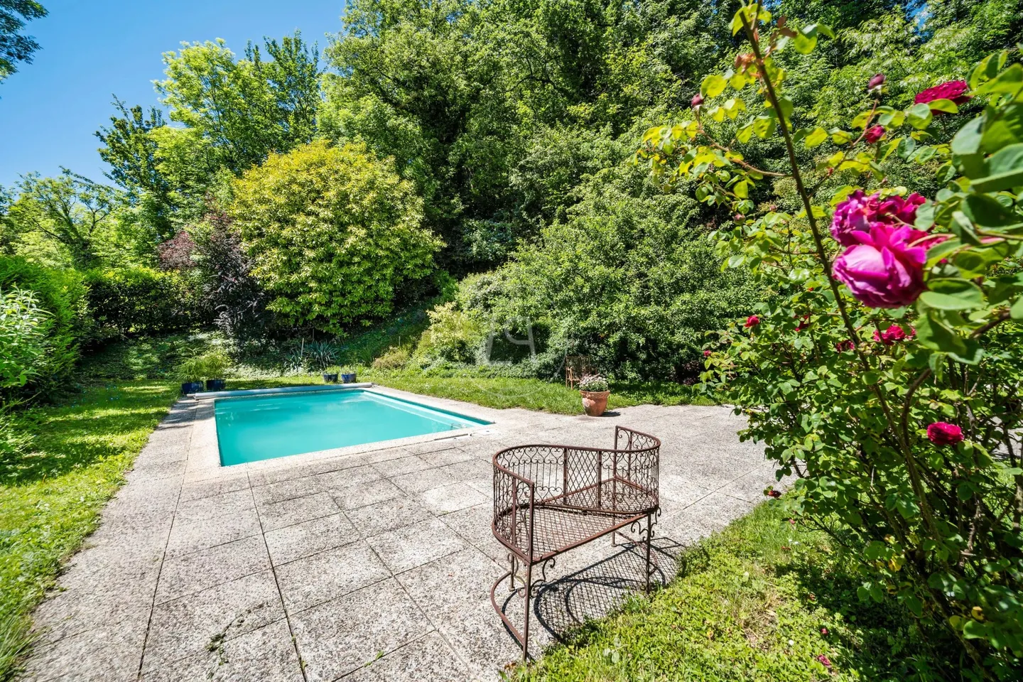 Schönes Familienhaus mit Pool in der Nähe von Rolle - Foto 7 von 13