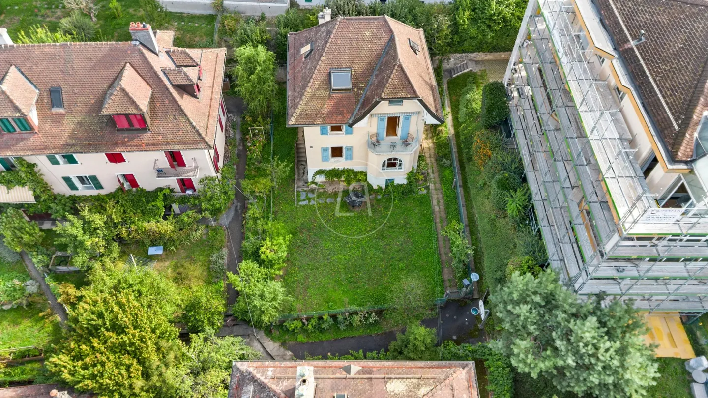 Elégante villa de caractère à Lausanne avec vue sur le lac et potentiel de développement. - Foto 13 von 13
