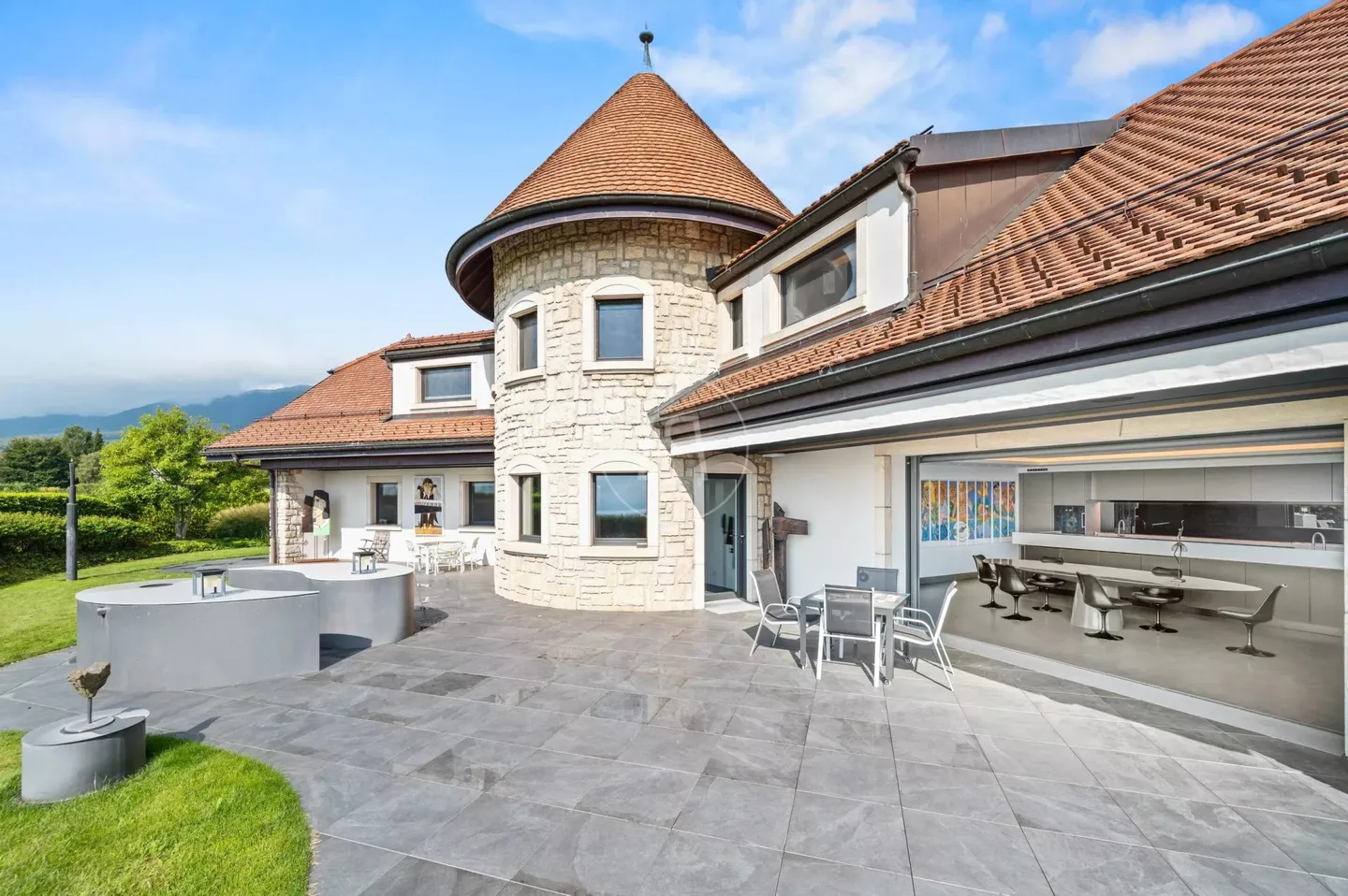 Superbe propriété avec vue sur le lac et piscine intérieure à Givrins - Photo 6 sur 13