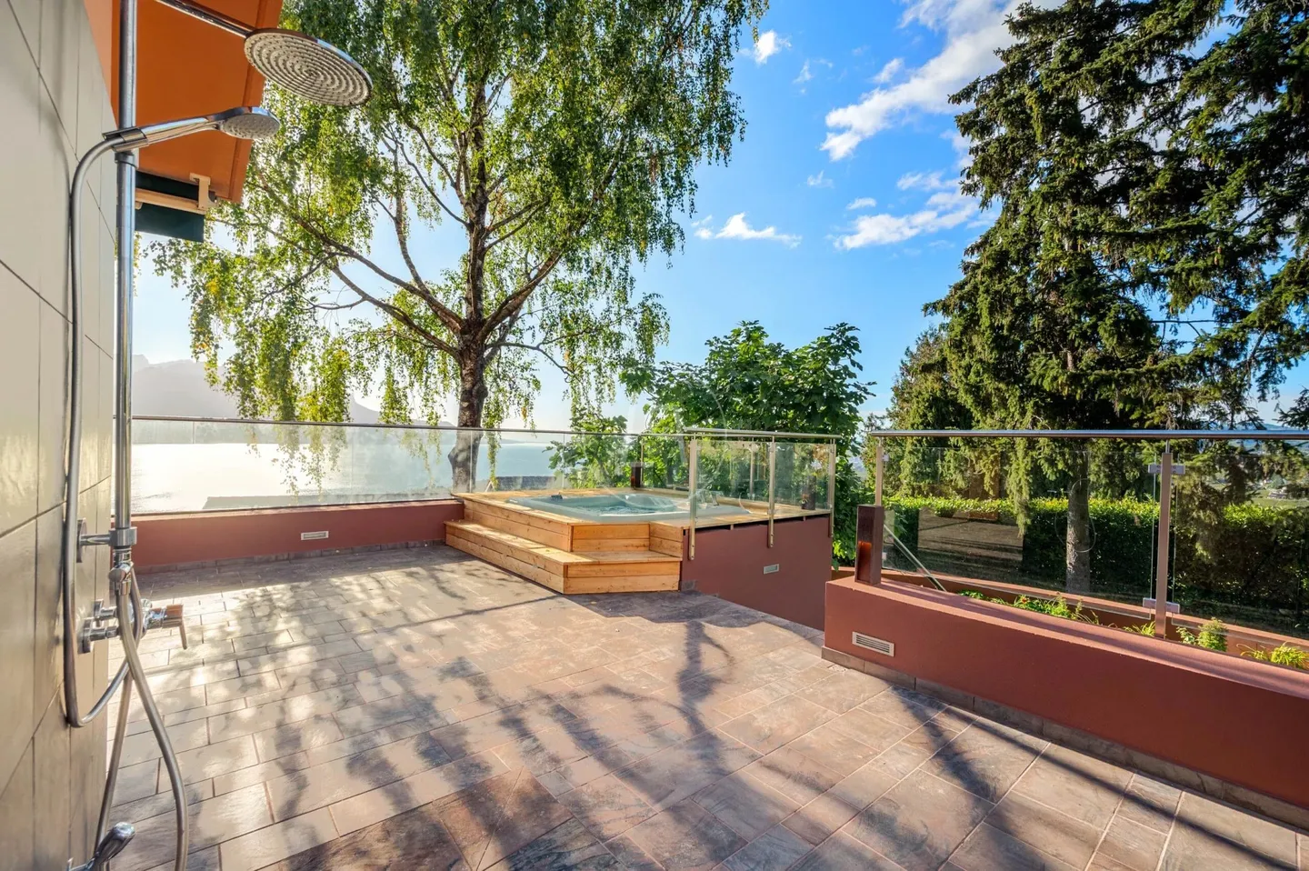 Propriété contemporaine rénovée avec vue panoramique à Chernex - Photo 10 sur 13