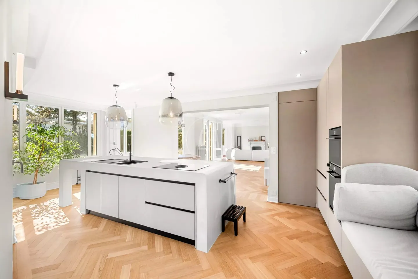 Charmante renovierte Villa in Nyon - Foto 11 von 13