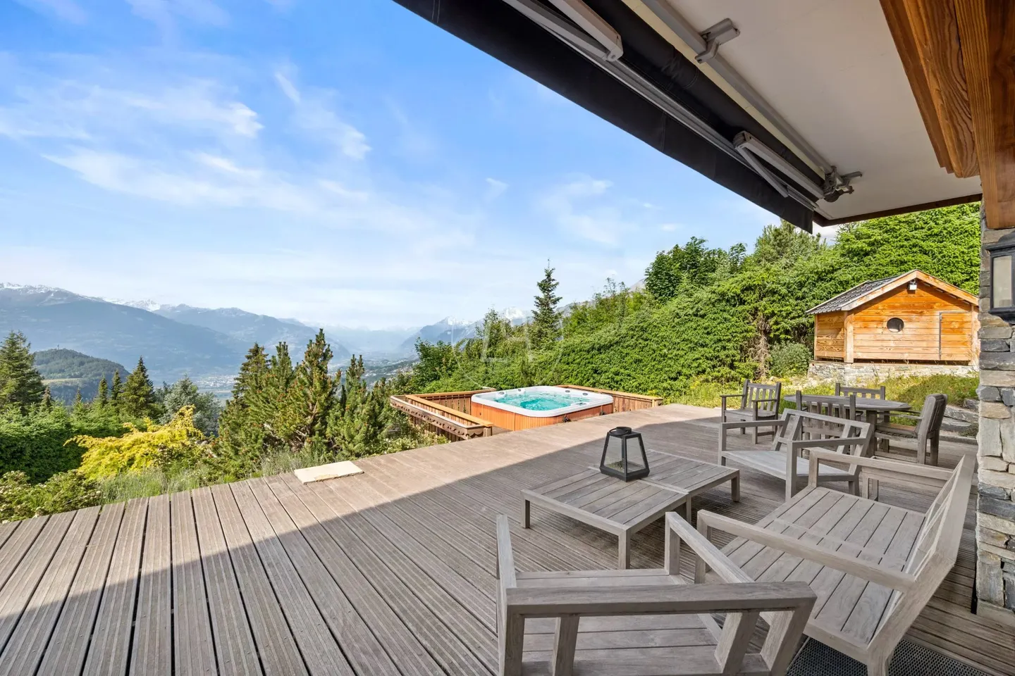 Superbo chalet con vista panoramica a Crans/Lens - Foto 8 di 13