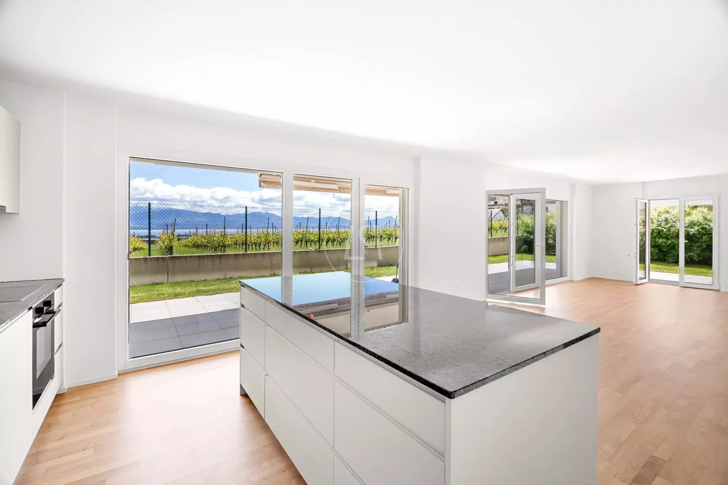 Etoy - Appartamento di 4,5 locali con vista sul lago e sulle Alpi - Foto 2 di 13