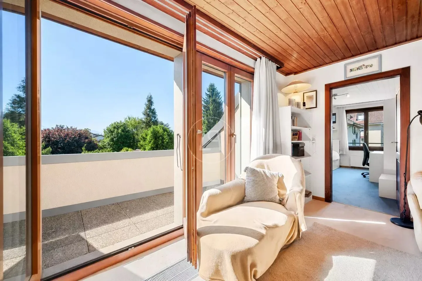 Charming Family House in Morges - Photo 10 of 13