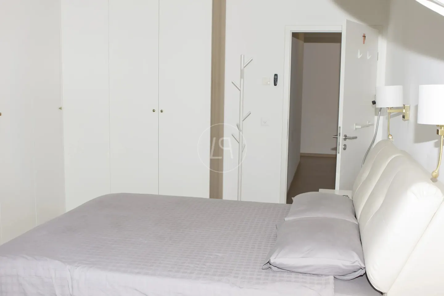 Appartamento ristrutturato vicino a ISL a Mont-sur-Lausanne - Foto 10 di 11