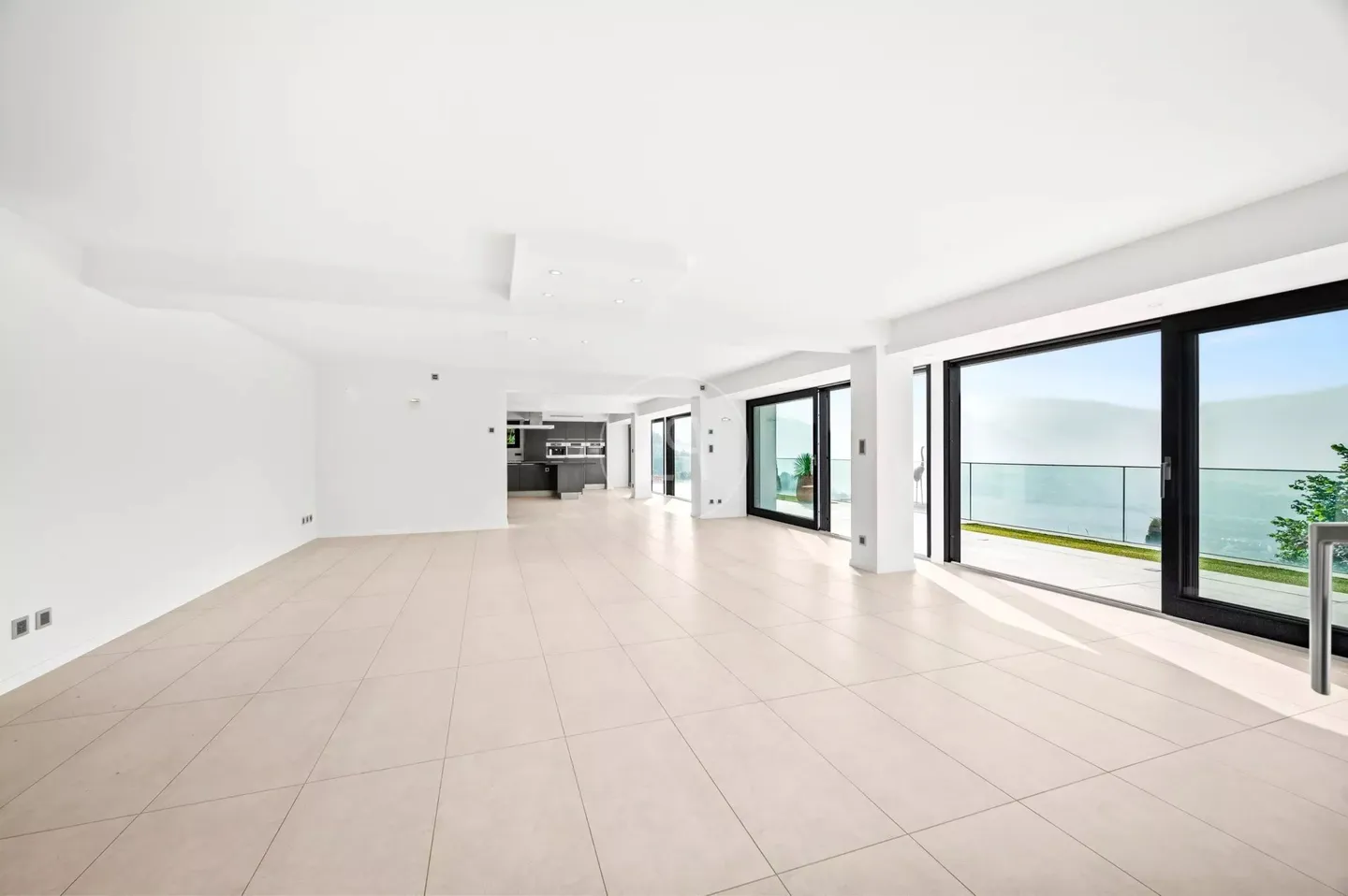 Stunning Chalet with Lake View - Photo 3 of 13