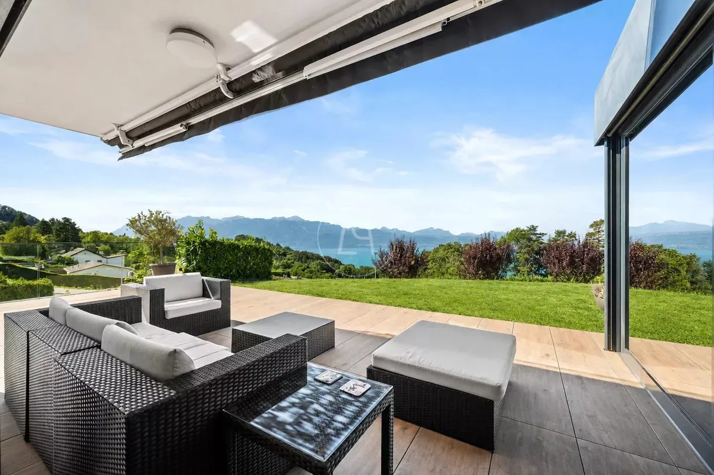 Magnifique appartement moderne avec vue panoramique au-dessus de Lutry - Photo 7 of 13
