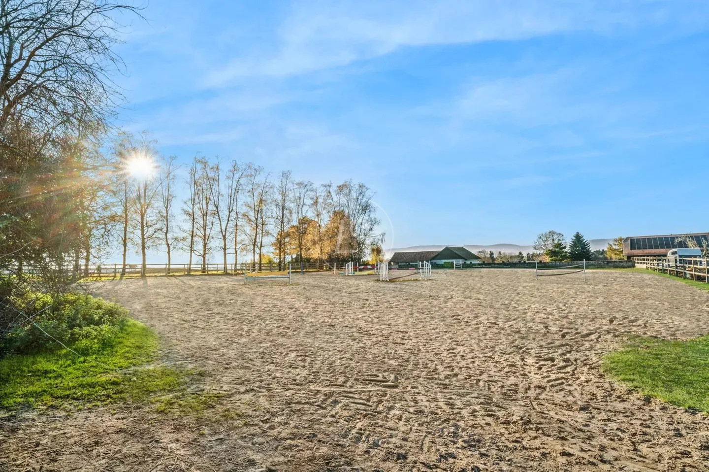 Seltene Reitanlage mit großem Potenzial in der Nähe von Lausanne - Foto 13 von 13