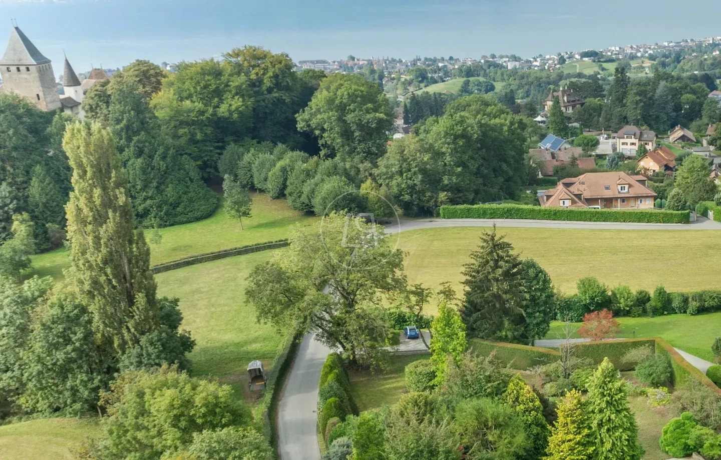 Schönes bebaubares Grundstück mit Aussicht in Saint-Légier - Foto 2 von 9